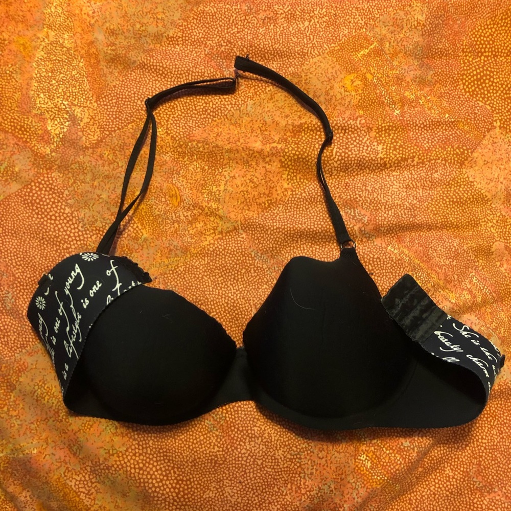 VS Bra